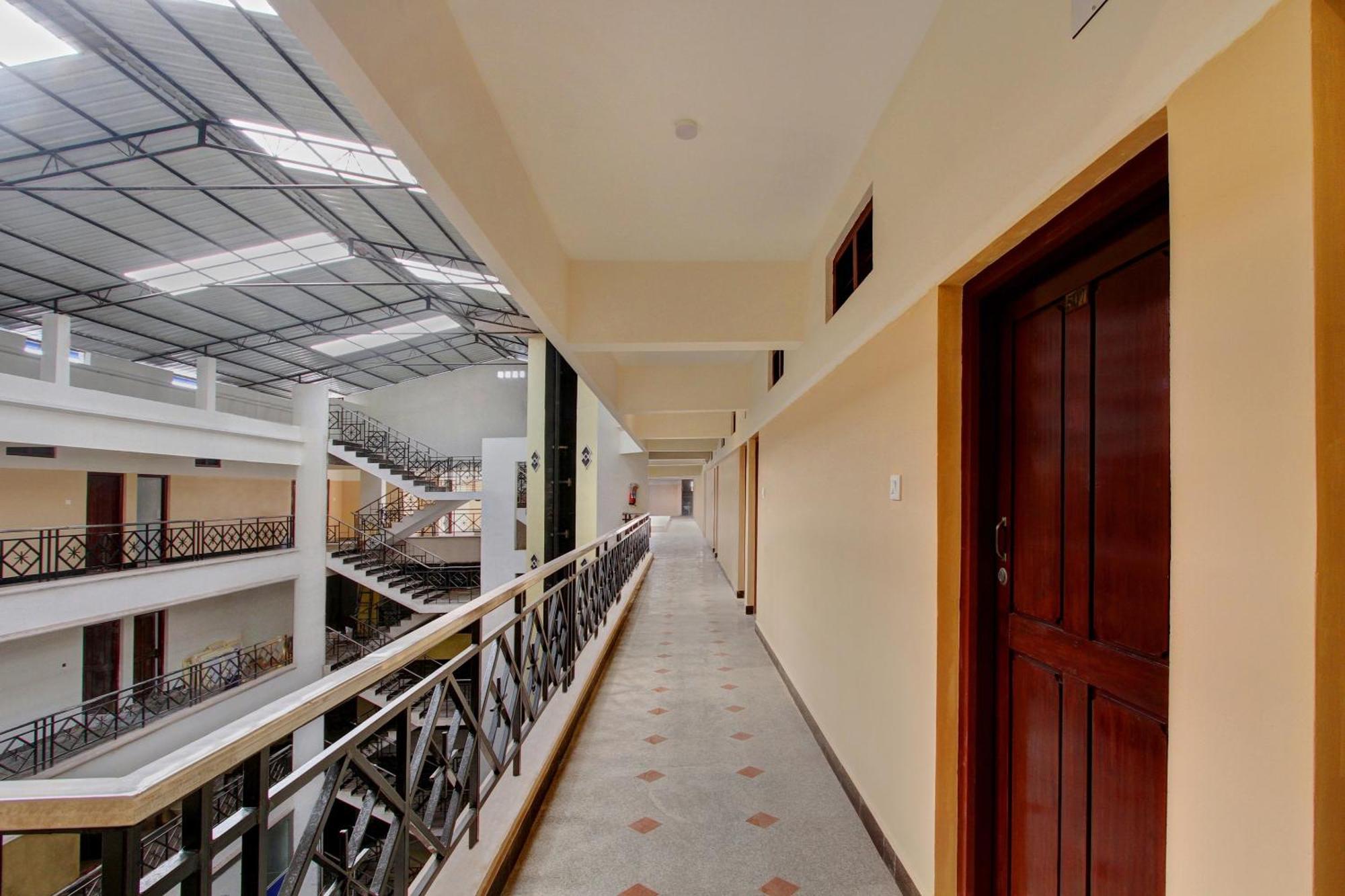 Hotel O Century Park Kāsaragod Екстериор снимка