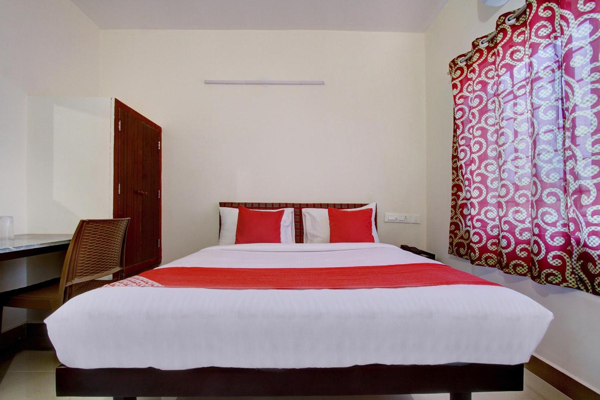 Hotel O Century Park Kāsaragod Екстериор снимка