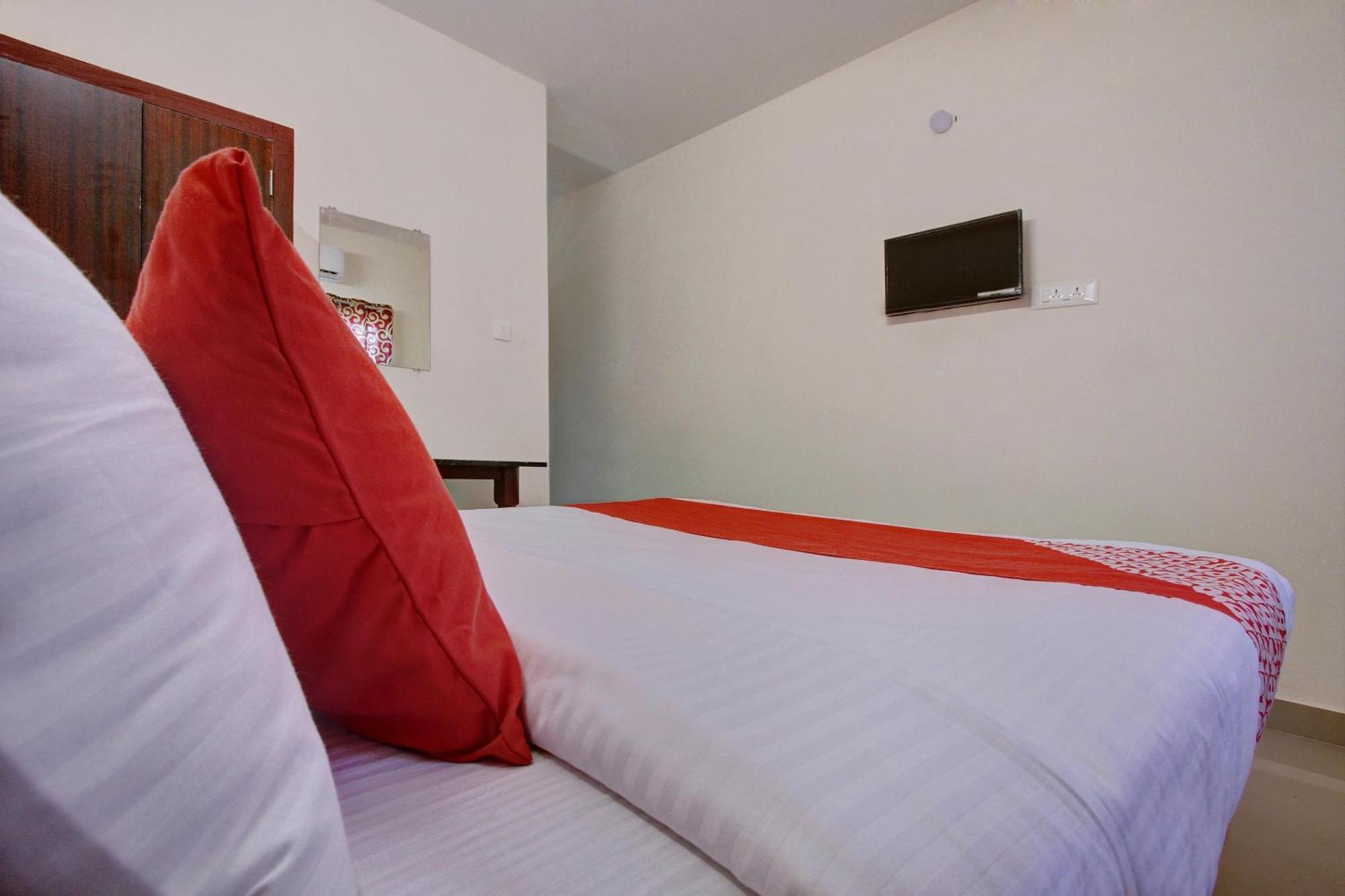 Hotel O Century Park Kāsaragod Екстериор снимка